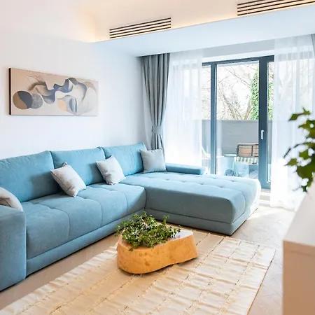 Amazing Scandi - Cortina Academy Bucharest